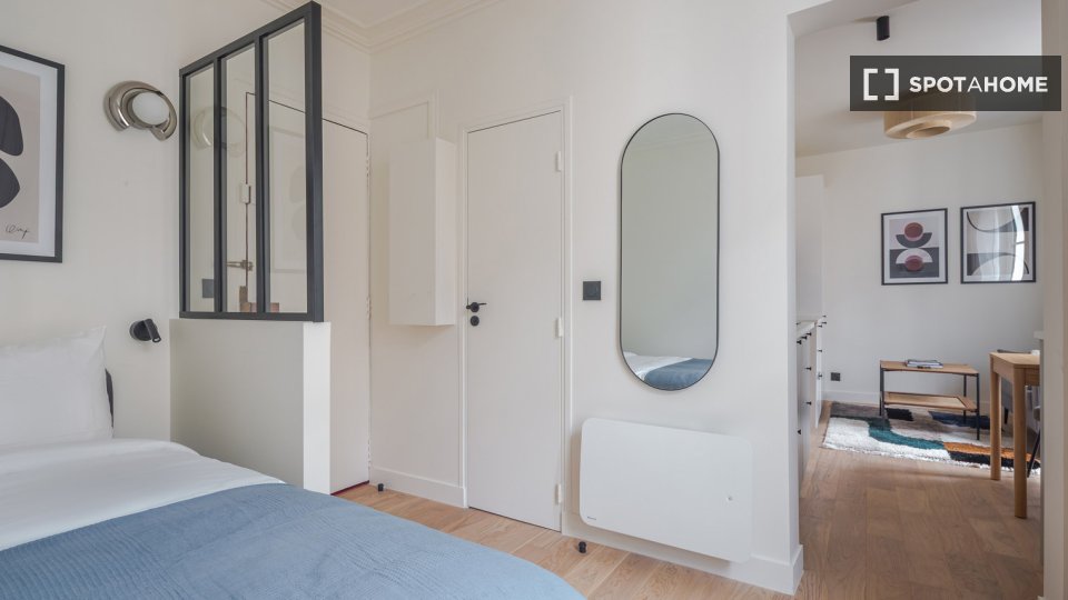 Apartment Paris, 1 bed, 25m² — photo 16