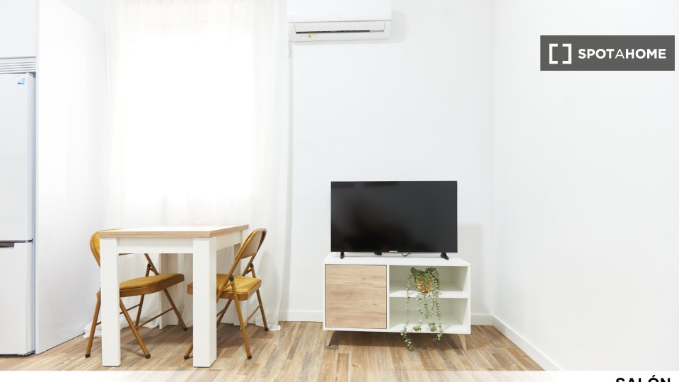 Double room Seville, 4 beds — photo 9