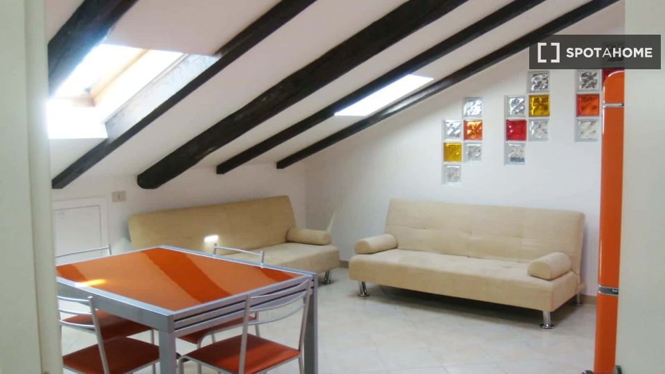 Apartment Turin, 1 bed, 65m² — photo 5