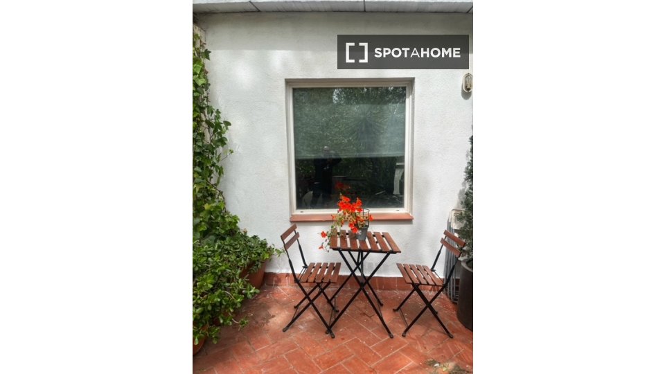 Double room Barcelona, 1 bed, 30m² — photo 9
