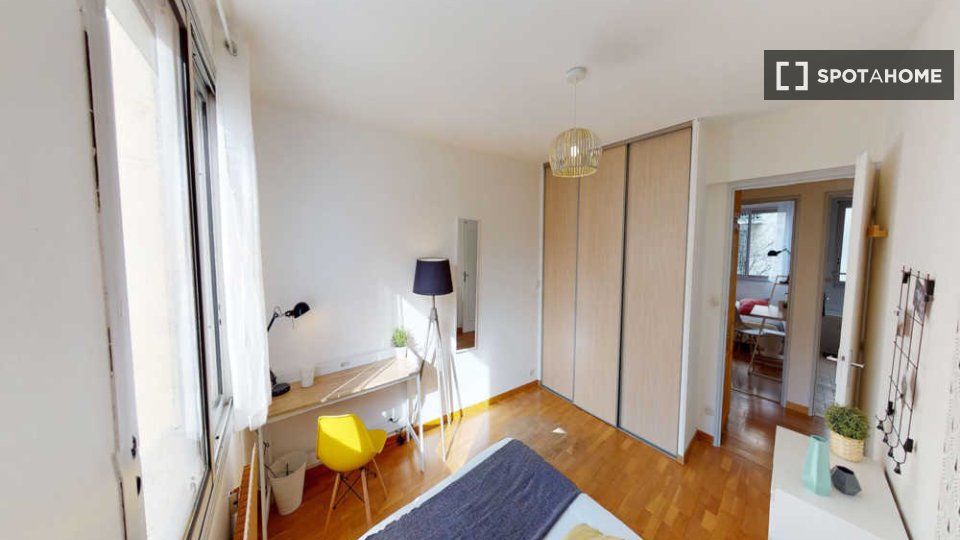 Double room Lyon, 4 beds, 80m² — photo 9