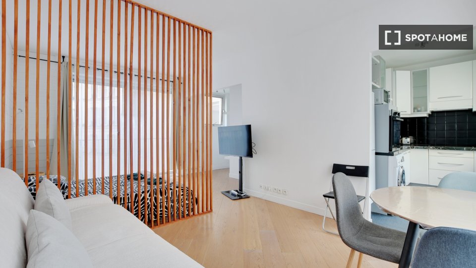 Appartamento con 1 camera da letto in affitto a Porte Dauphine, Parigi - in Paris