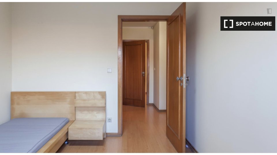 Double room Porto, 5 beds, 160m² — photo 6
