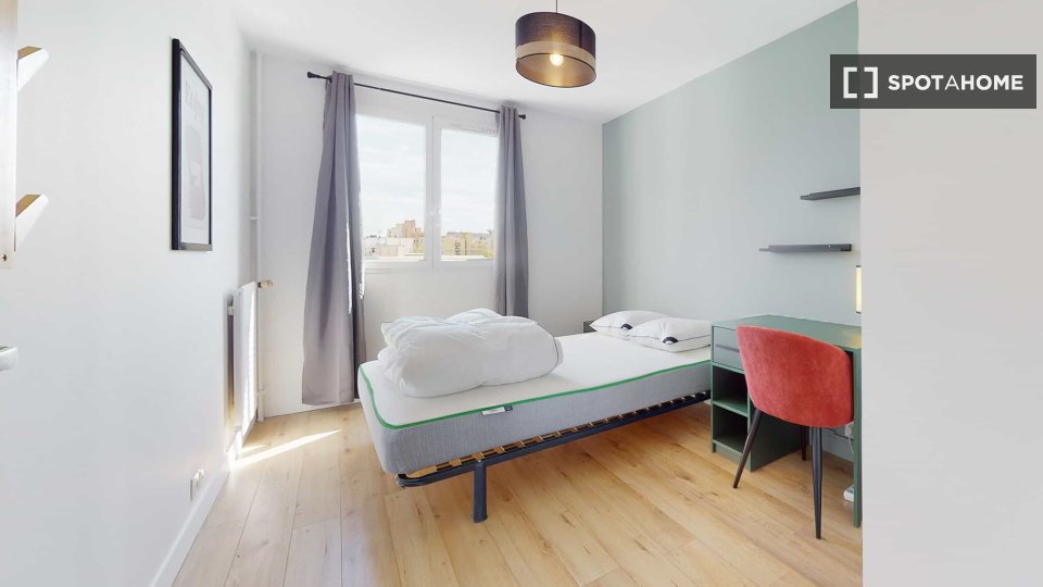Double room Paris, 12 beds — photo 1