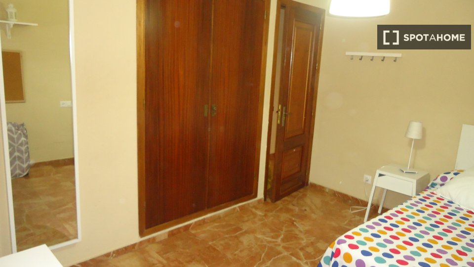 Double room Cordoba, 4 beds, 100m² — photo 26