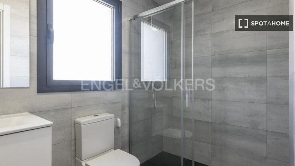Apartment Barcelona, 3 beds, 100m² — photo 3