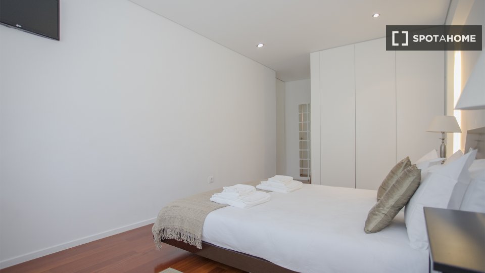 Apartment Porto, 2 beds, 110m² — photo 1