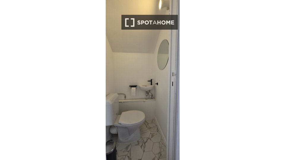 Apartment Brussels, 1 bed, 35m² — photo 6