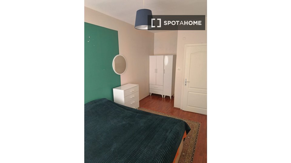 Double room Istanbul, 2 beds, 14m² — photo 4