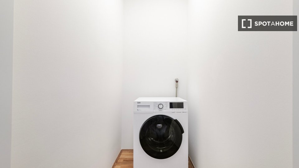 Apartment Vienna, 2 beds, 99m² — photo 10