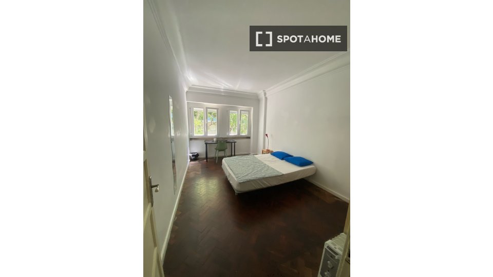 Double room Lisbon, 7 beds, 100m² — photo 24