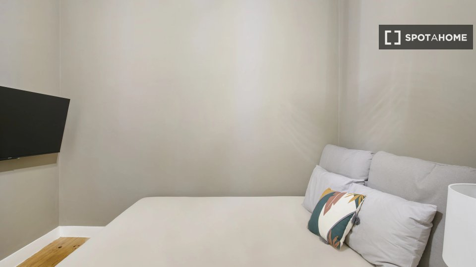 Double room Lisbon, 8 beds — photo 4