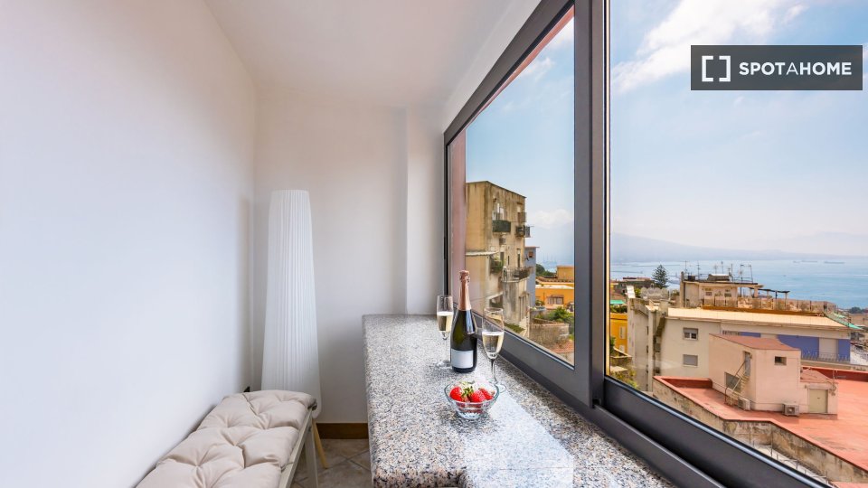 Apartment Naples, 1 bed, 80m² — photo 16