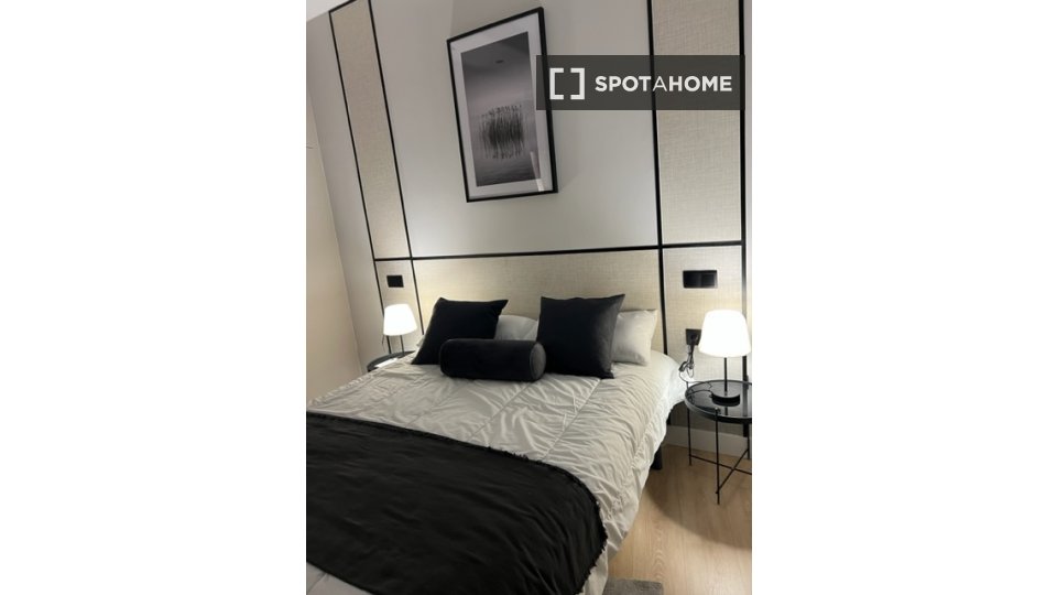 Apartment Madrid, 1 bed, 49m² — photo 3