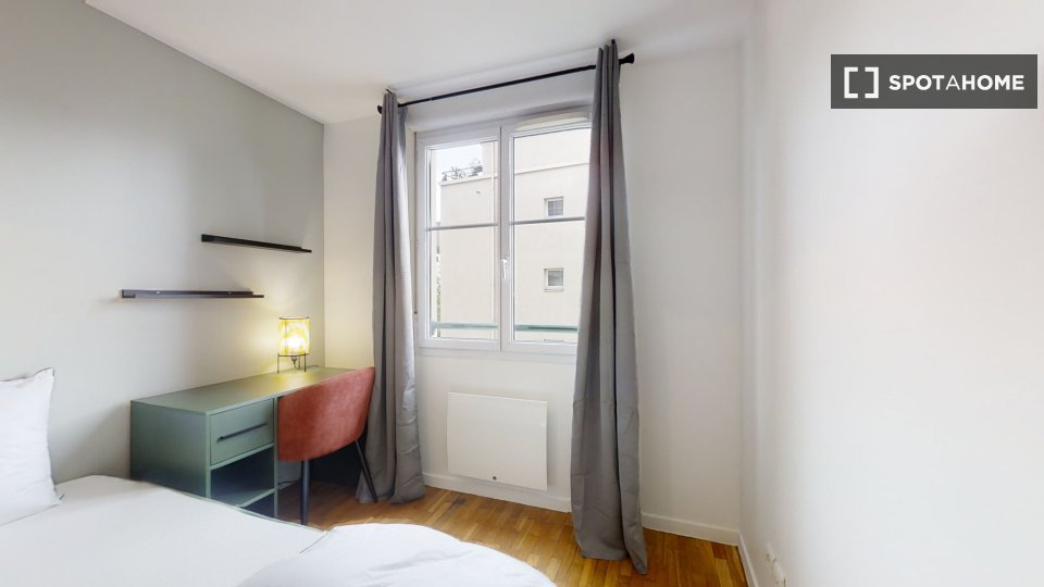 Double room Lyon, 15 beds — photo 11