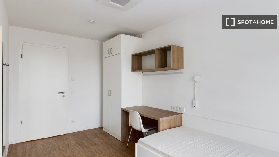 Double room Berlin, 2 beds, 55m² — photo 21
