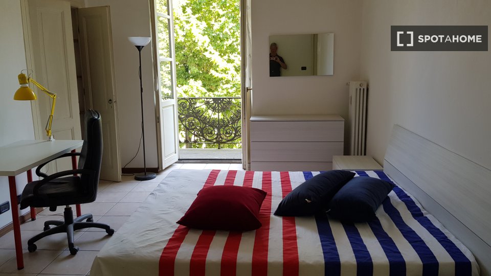 Double room Turin, 5 beds, 122m² — photo 1