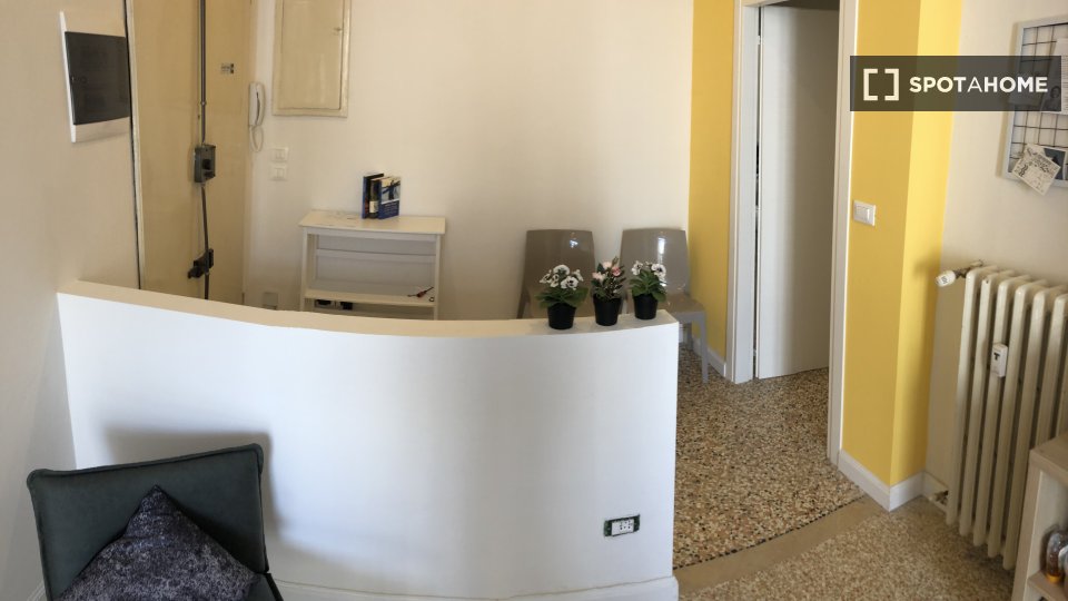Double room Bologna, 4 beds, 118m² — photo 10