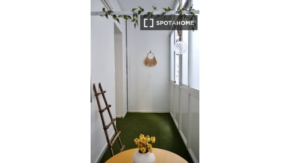 Double room Madrid, 6 beds — photo 54