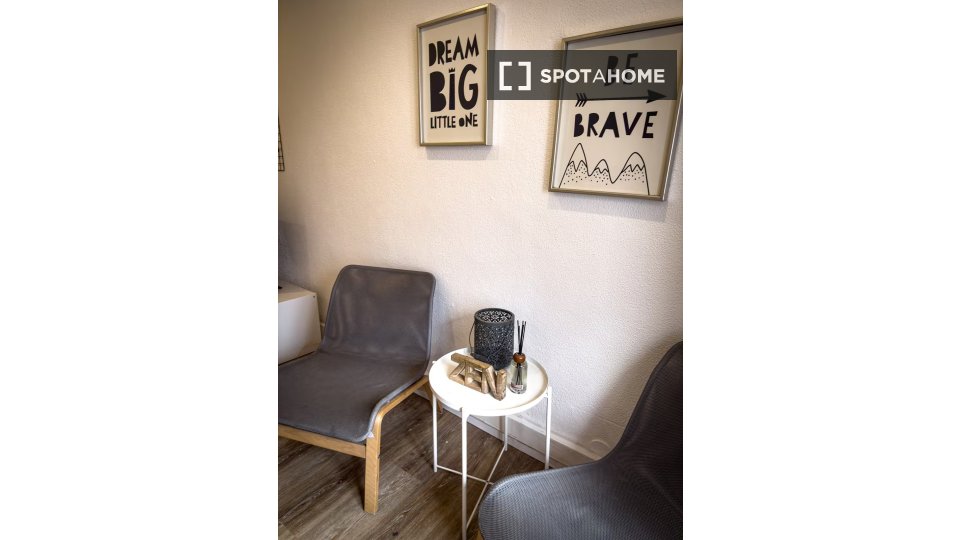 Apartment Lisbon, 1 bed — photo 15
