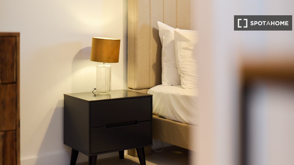 Apartment London, 1 bed, 51m² — photo 13
