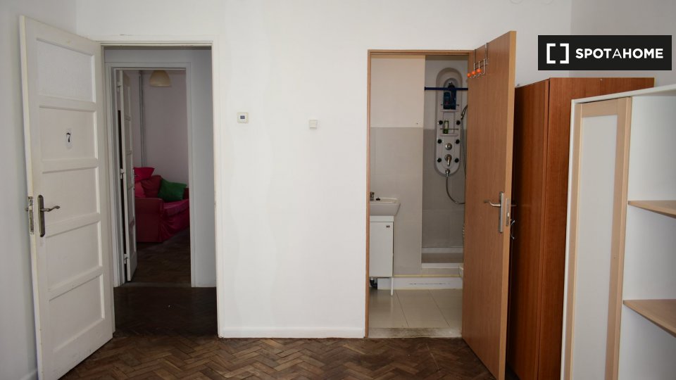 Double room Lisbon, 7 beds — photo 3
