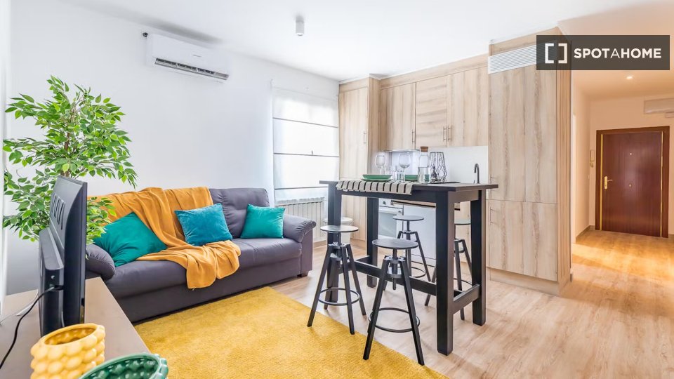 Double room Madrid, 4 beds — photo 26