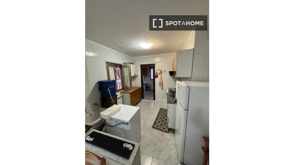 Double room Naples, 2 beds — photo 12