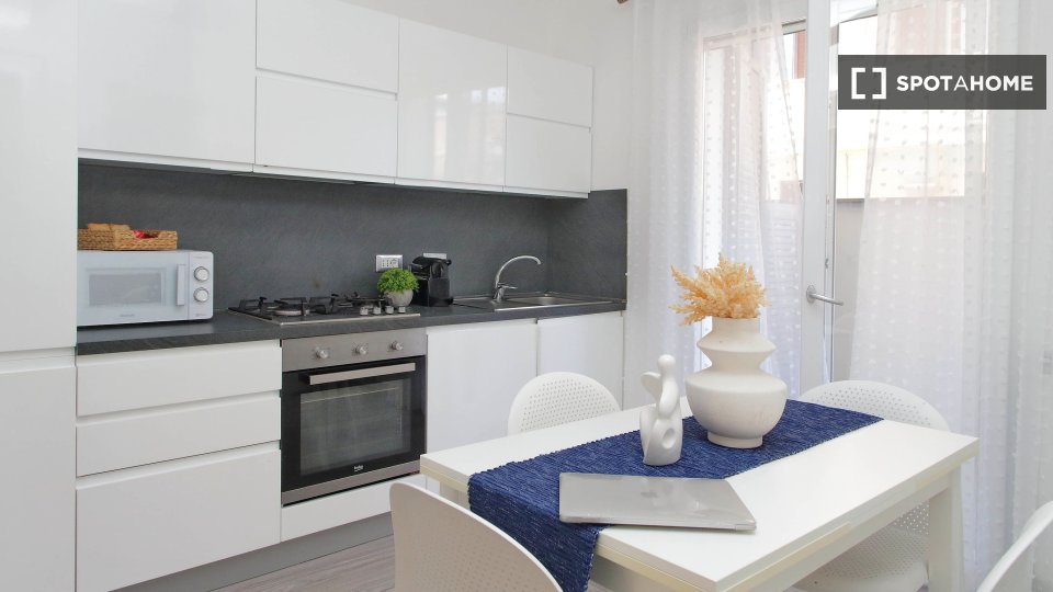 Apartment Rome, 1 bed — photo 5