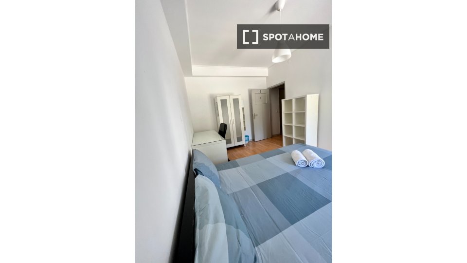 Double room Porto, 9 beds, 285m² — photo 3