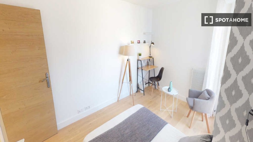 Double room Paris, 5 beds, 110m² — photo 29