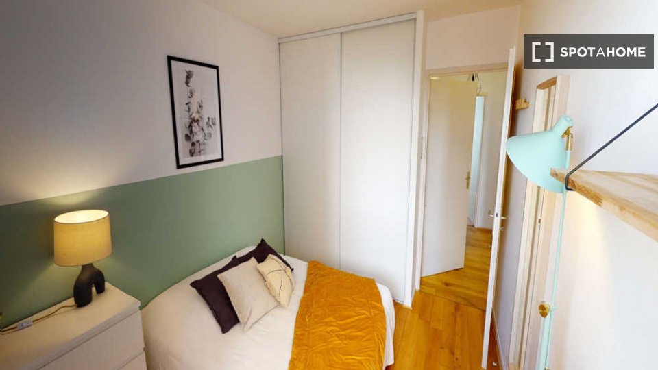 Double room Lyon, 5 beds, 90m² — photo 18