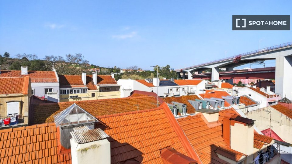 Double room Lisbon, 10 beds — photo 19