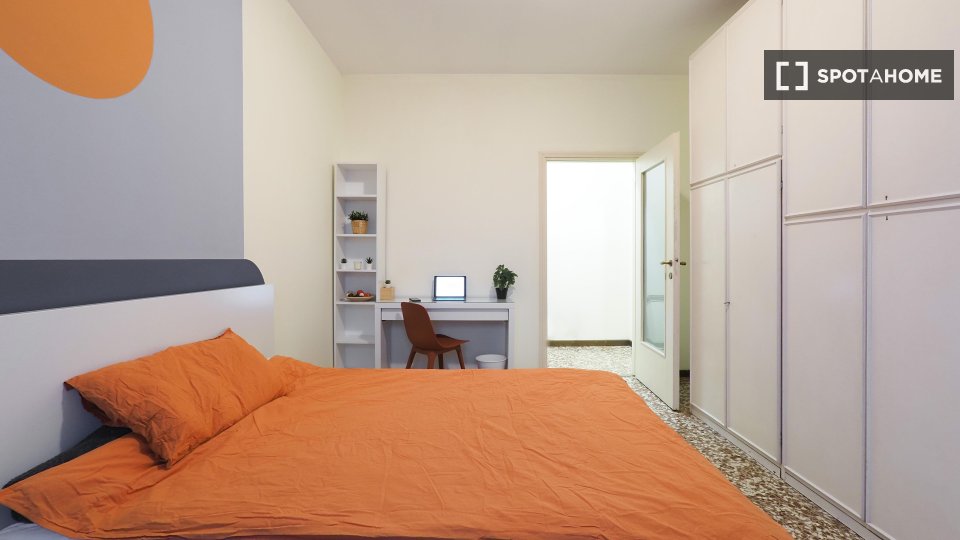 Double room Milan, 2 beds — photo 1
