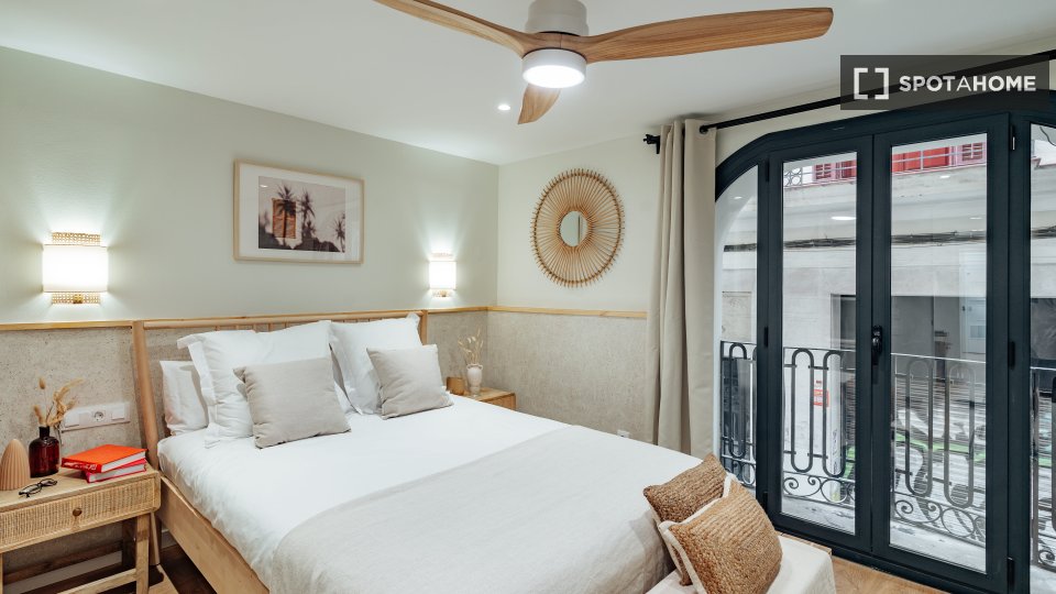 Apartment Barcelona, 1 bed, 65m² — photo 18