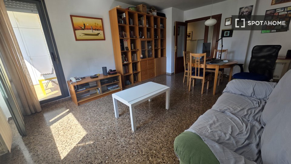 Double room Zaragoza, 4 beds, 90m² — photo 10