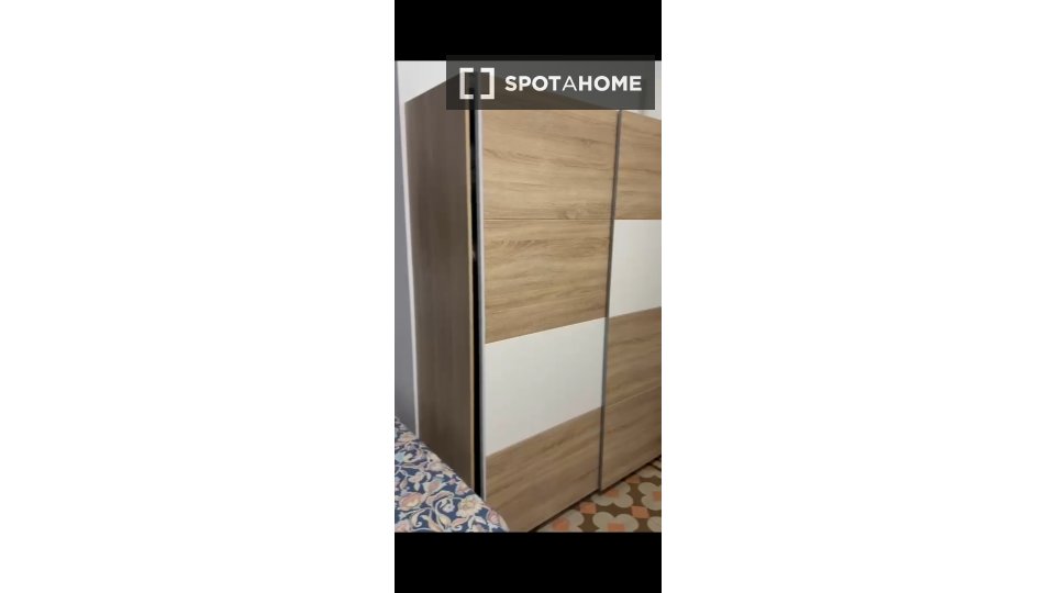 Double room Granada, 7 beds, 250m² — photo 1