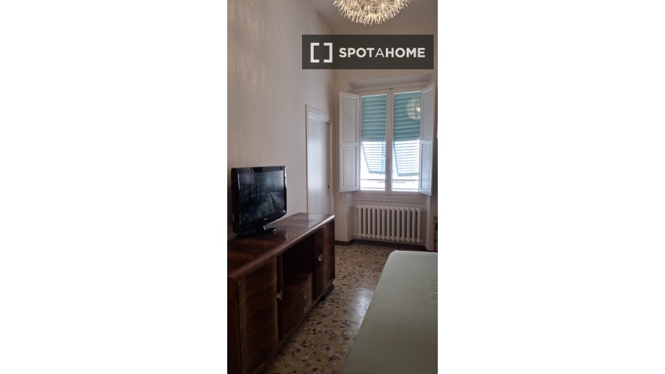 Double room Florence, 4 beds — photo 16