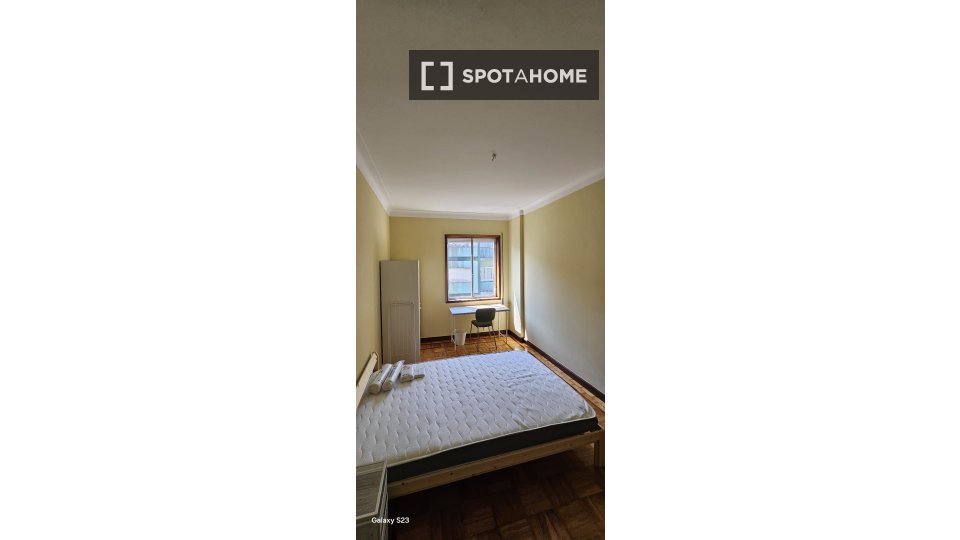 Double room Porto, 5 beds, 120m² — photo 14