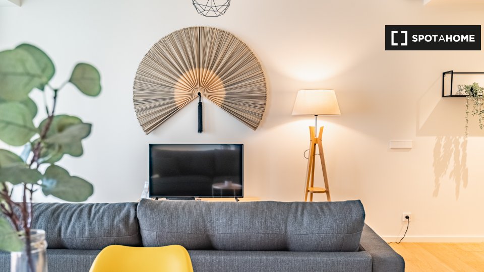 Apartment Lisbon, 1 bed — photo 18