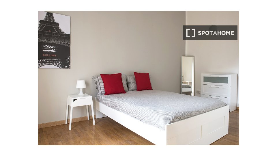 Double room Milan, 5 beds, 175m² — photo 2