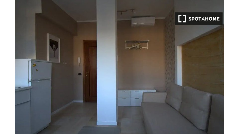 Apartment Milan, 1 bed, 50m² — photo 12