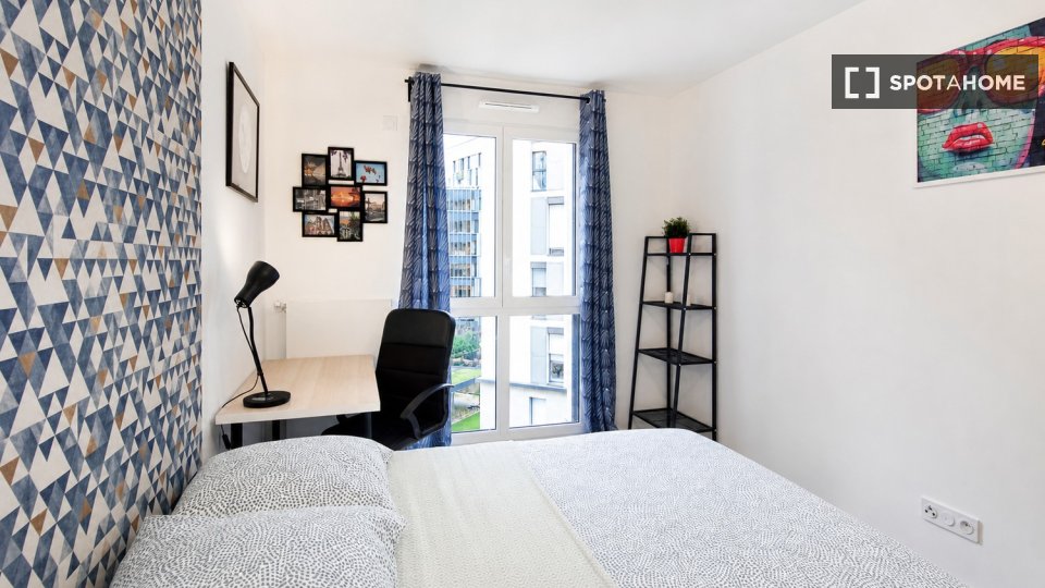 Chambre double Paris, 4 chambres — photo 28