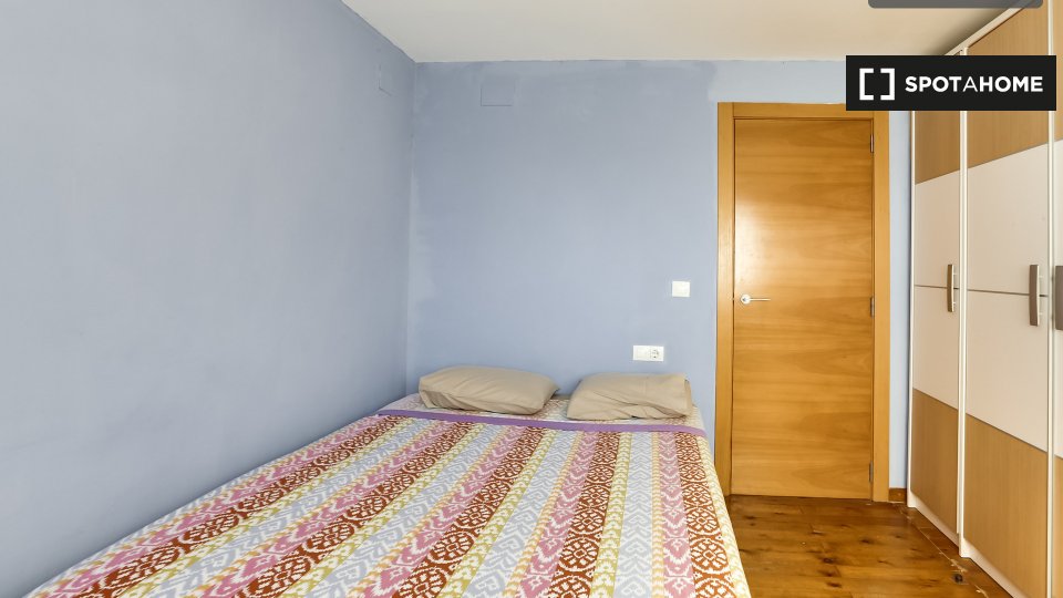 Double room Valencia, 2 beds — photo 9