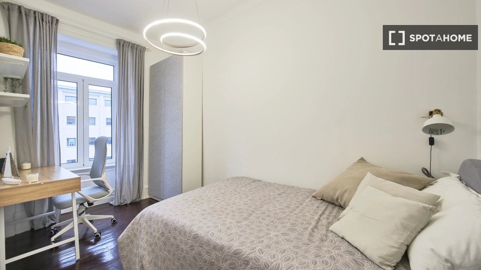 Double room Lisbon, 7 beds — photo 10