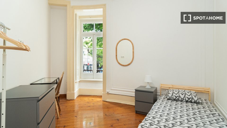 Double room Lisbon, 11 beds — photo 4