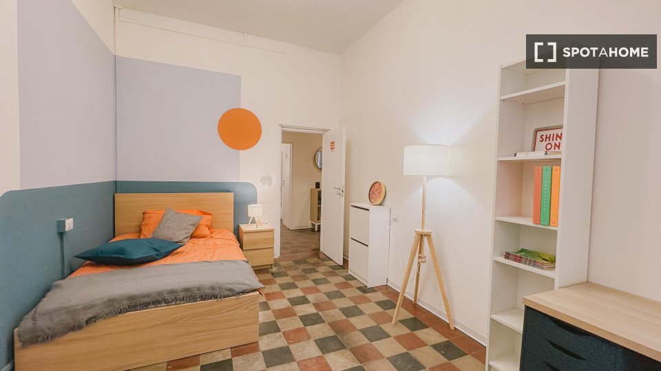 Double room Bologna, 3 beds — photo 3