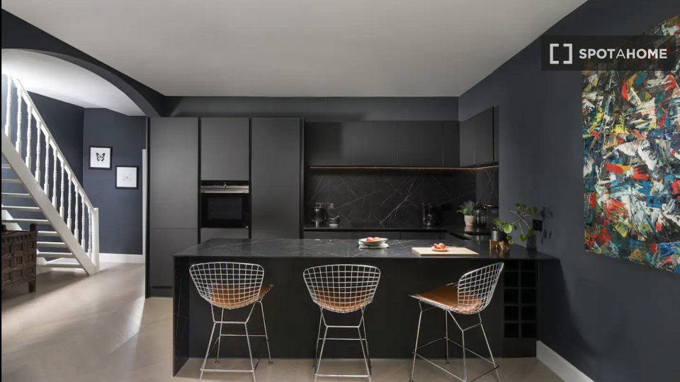 Apartment London, 2 beds — photo 14
