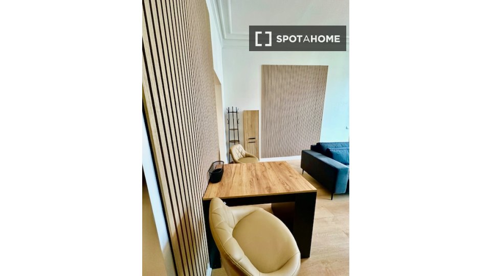 Apartment mono Brussels, 50m² — photo 1