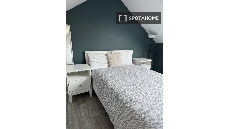 Double room Dublin, 2 beds — photo 8